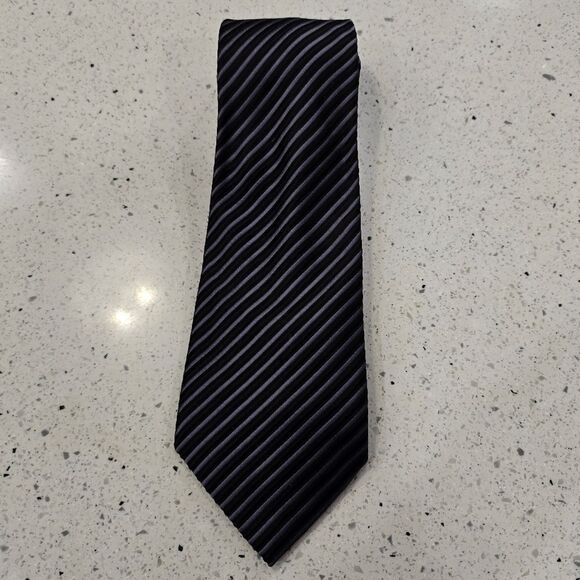 Donald Trump Signature Collection Striped Tie - Picture 1 of 10